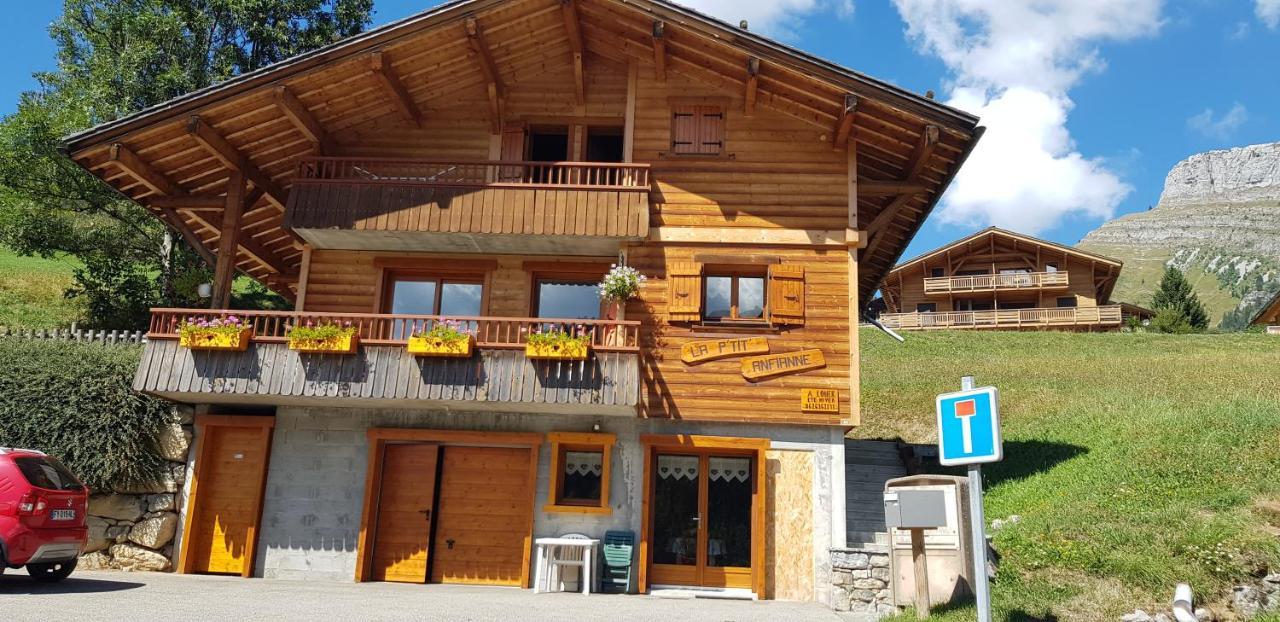 Appartement Cosy Face Aux Aravis Льо Гран-Борнан Екстериор снимка